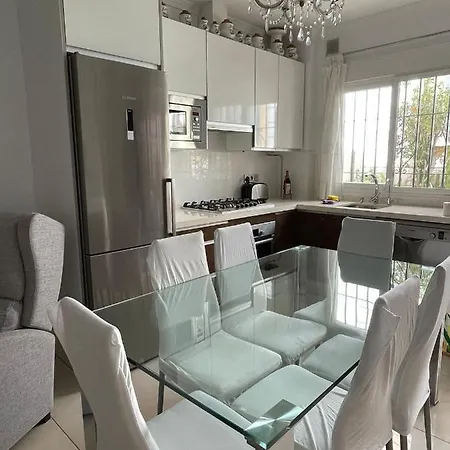 Апартаменты Apartamento Nieves Nerja